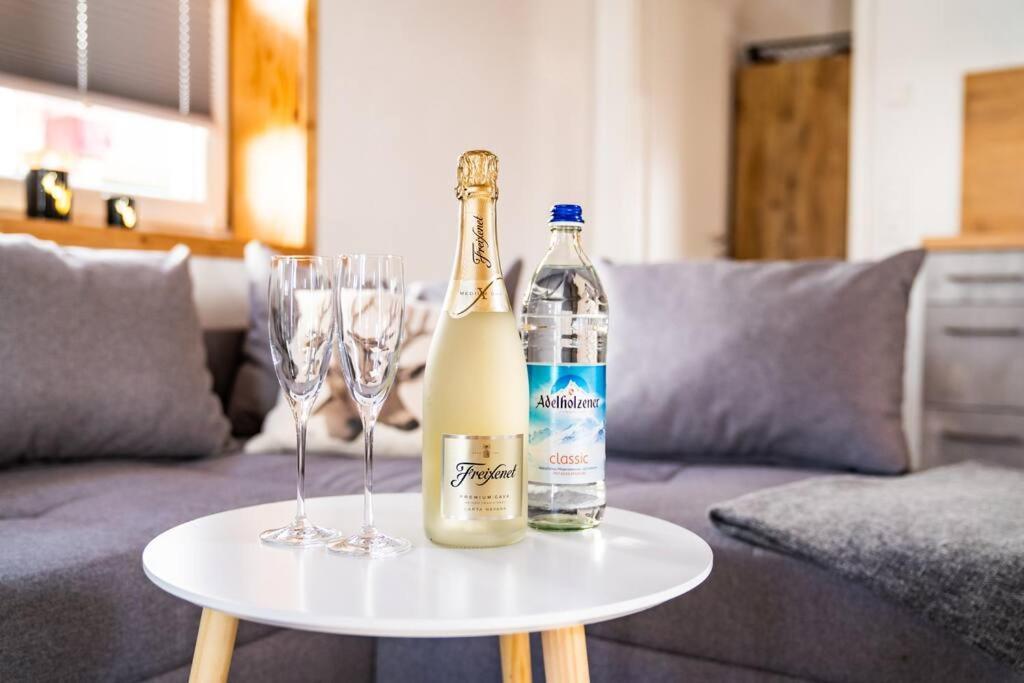 Neu Renoviertes Ferienhaus/Wohnunng Kleine Auszeit Sonnenbühl Exteriér fotografie