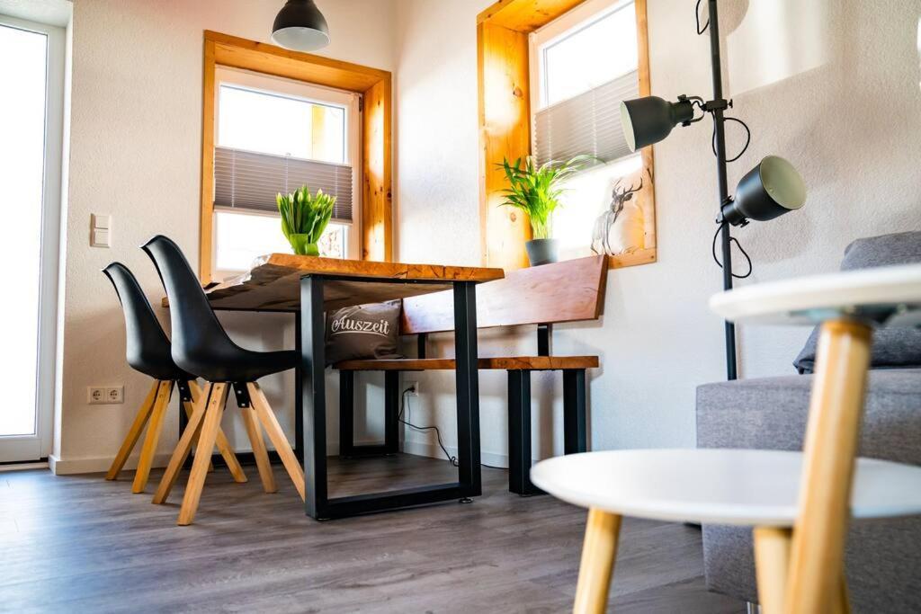Neu Renoviertes Ferienhaus/Wohnunng Kleine Auszeit Sonnenbühl Exteriér fotografie
