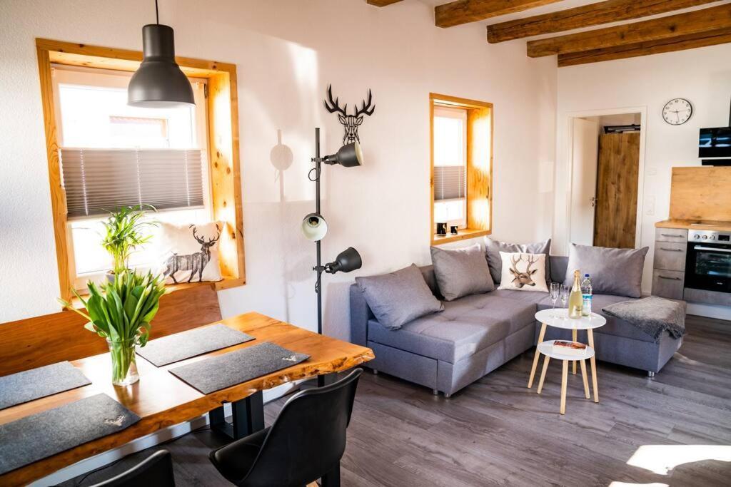 Neu Renoviertes Ferienhaus/Wohnunng Kleine Auszeit Sonnenbühl Exteriér fotografie